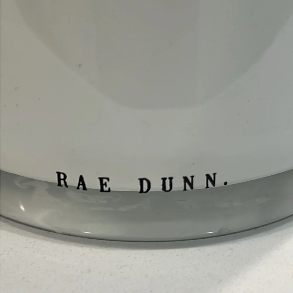 Rae Dunn. Brush Holder💄